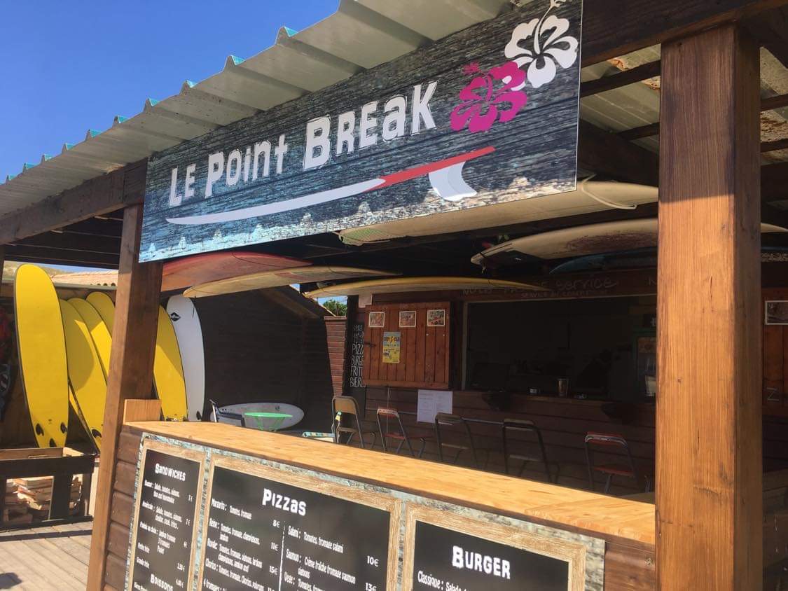 Point Break pizzeria, boarding the Pin Sec beach